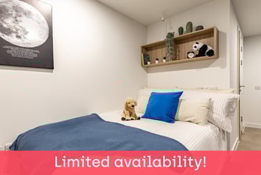 Cozy En Suite - Image 1